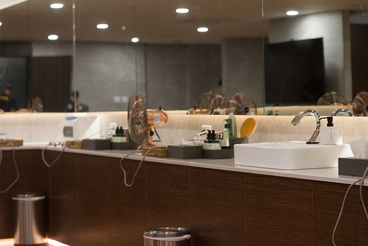 유니아일랜드 락카룸