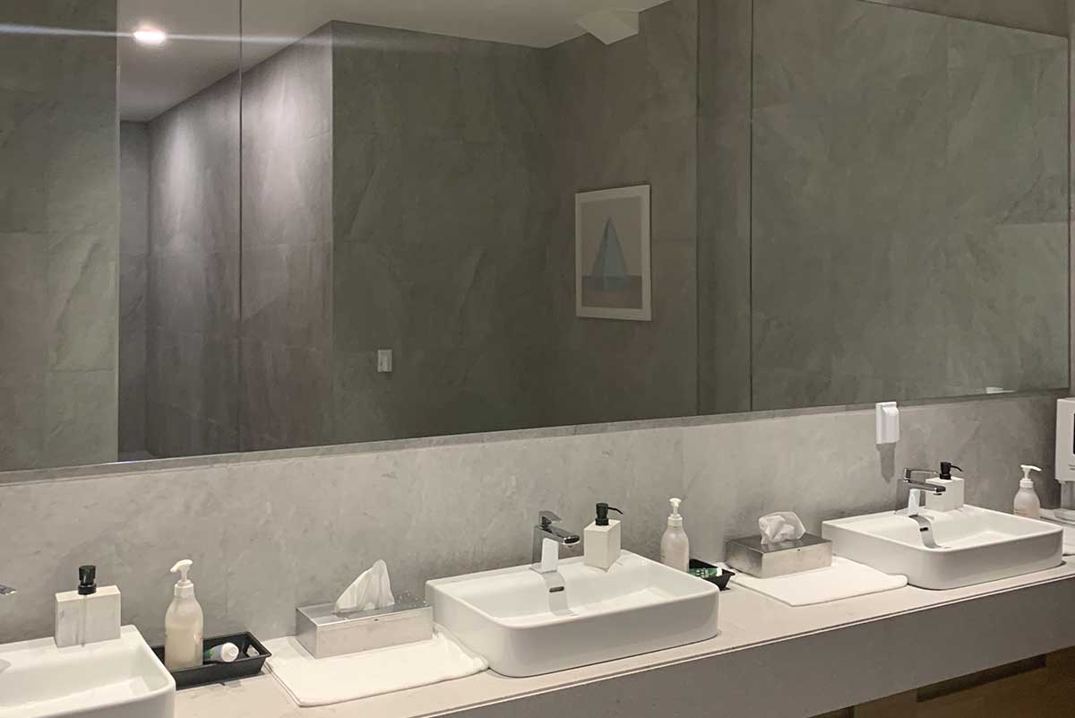 유니아일랜드 락카룸