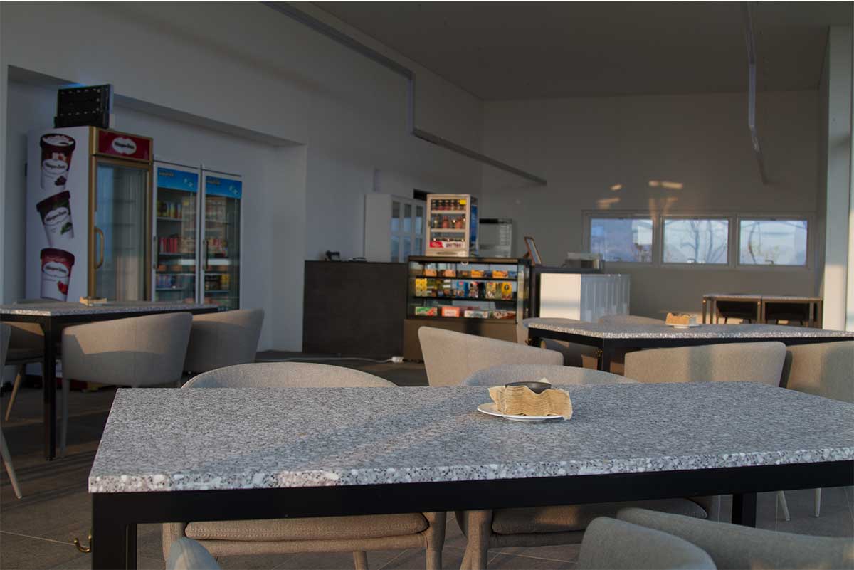 유니아일랜드 그늘집